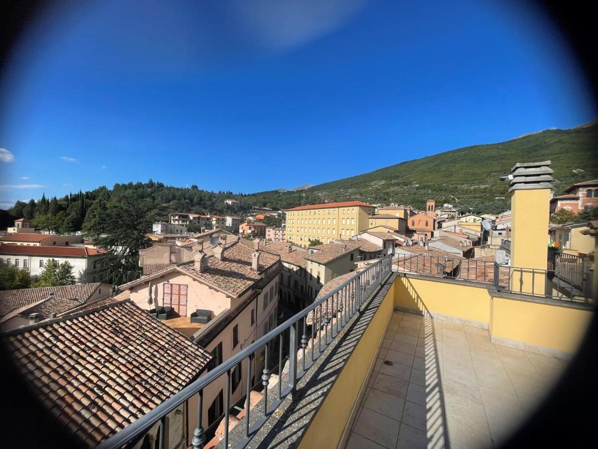 Casa Vacanze Onelia Villa Gualdo Tadino Luaran gambar